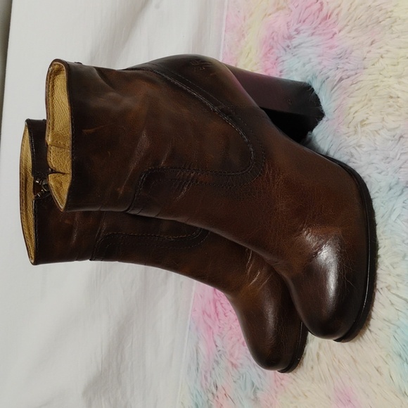 Frye Shoes - SALE! Frye Patty Artisan Zip Up Boots Sz.7M Gently Worn (#8 CRATE)